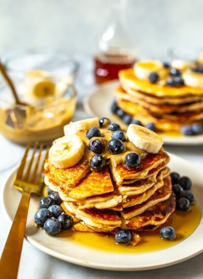 4-Ingredient Protein Pancakes