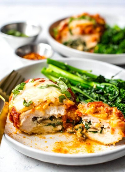 Easy Spinach Stuffed Chicken Roll Ups