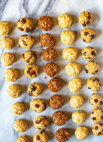 40 protein balls arranged in 5 columns, with each column being a different flavour.